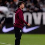 Diniz abre o jogo sobre sequência negativa do Corinthians: 'Machuca muito'