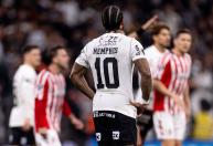 Corinthians: Memphis vira alvo após eliminação e enfrenta primeira crise