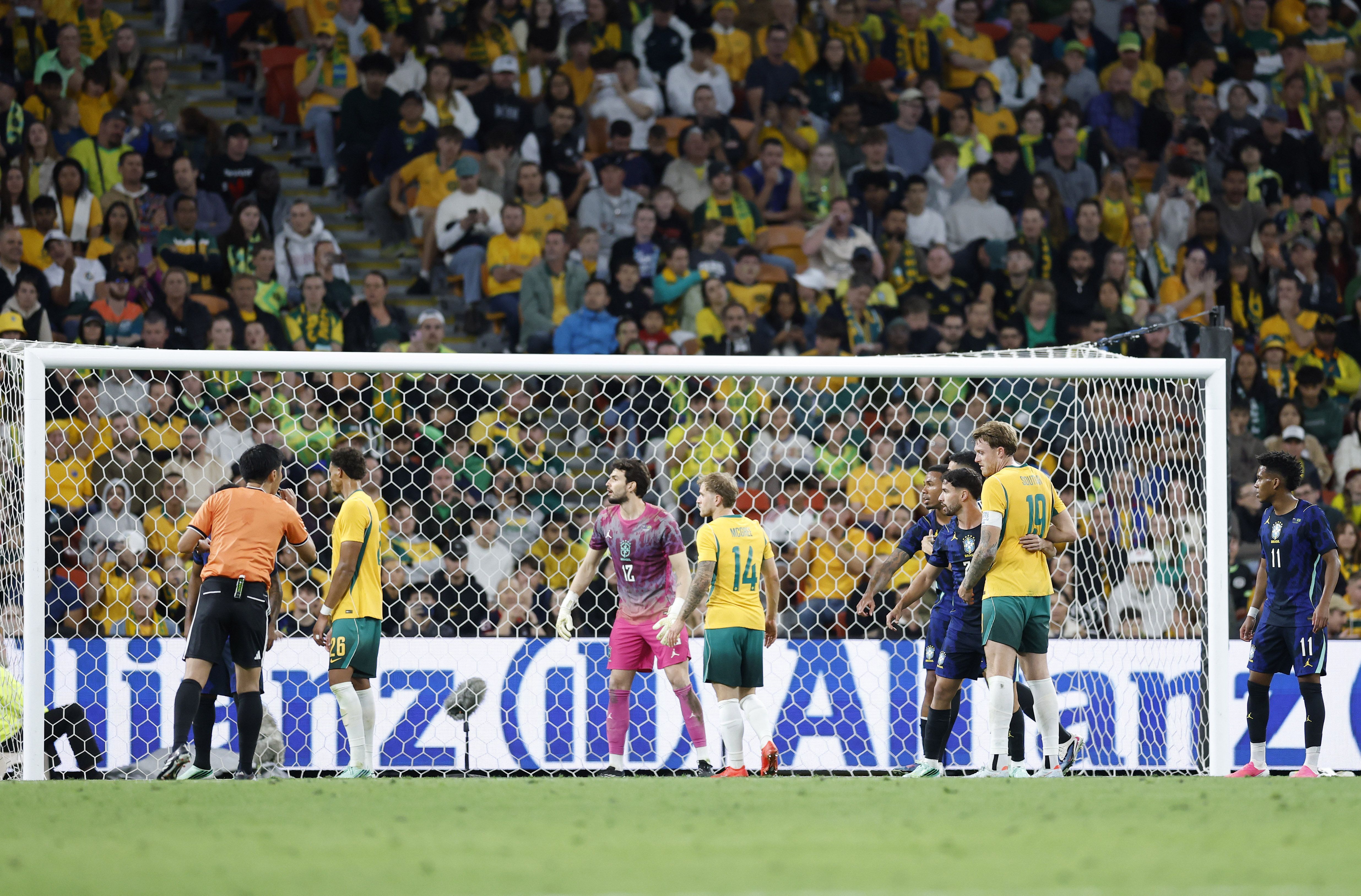 Cruzeiro reage à estreia de Otávio na Seleção Brasileira: ‘Futuro brilhante pela frente’