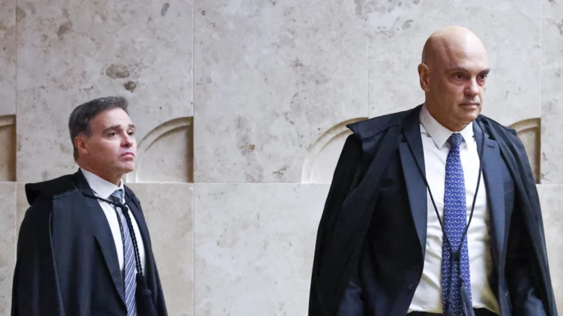 Alexandre Moraes encaminha pedido de investigação contra André Mendonça