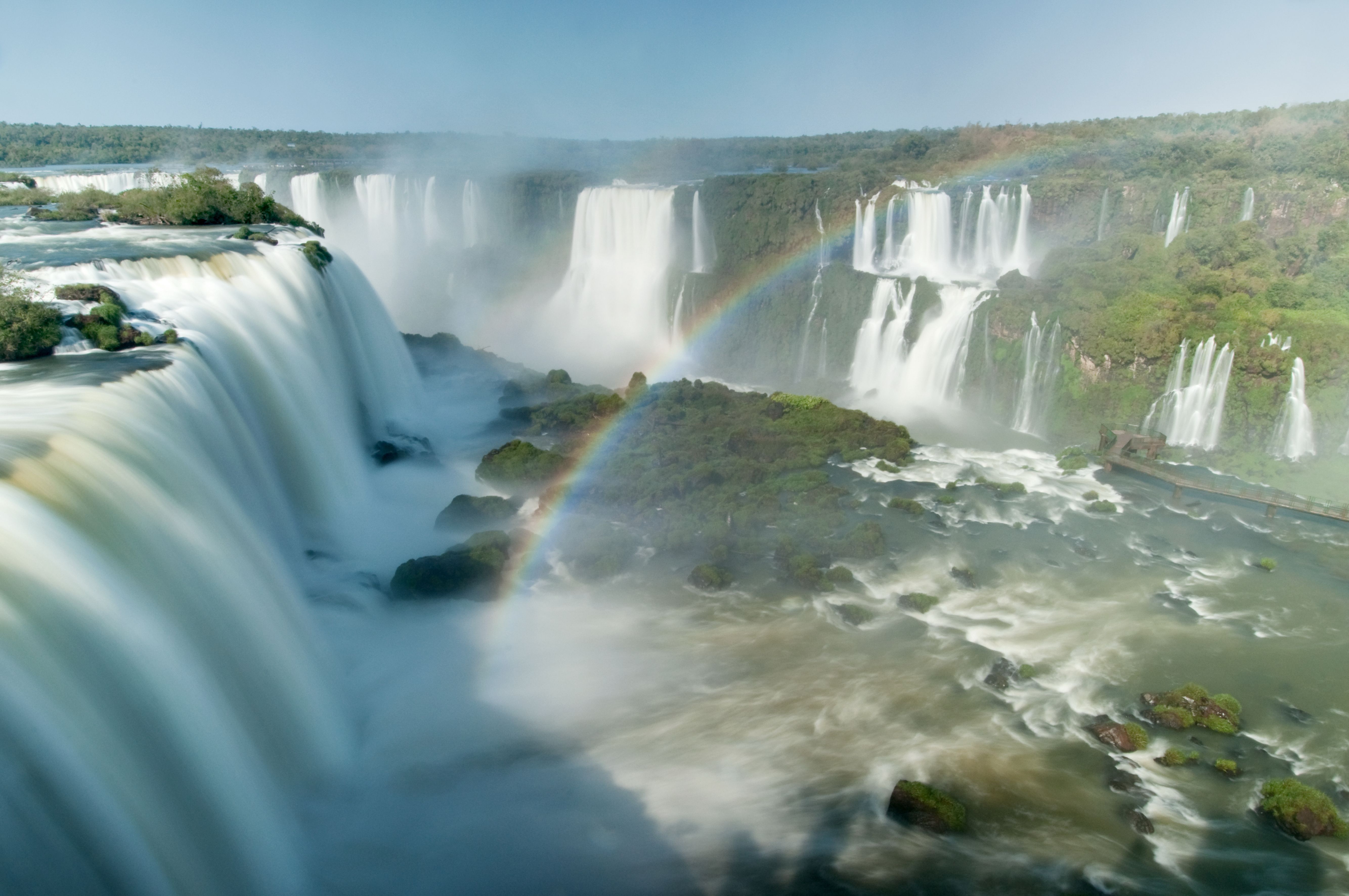 Cataratas do Iguaçu são fechadas na Argentina após cheia de rio associada ao El Niño