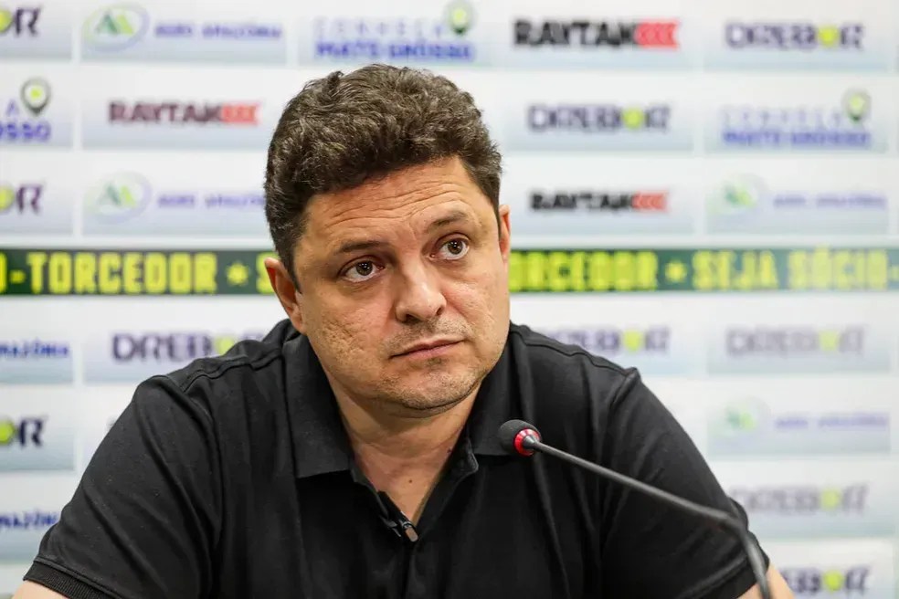 Presidente do Cuiabá cita Santos e Vasco ao criticar dívidas: ‘Estelionato esportivo’