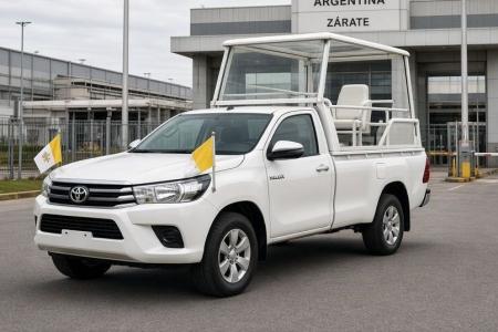 Toyota Hilux será o papamóvel na visita de Leão XIV na Argentina