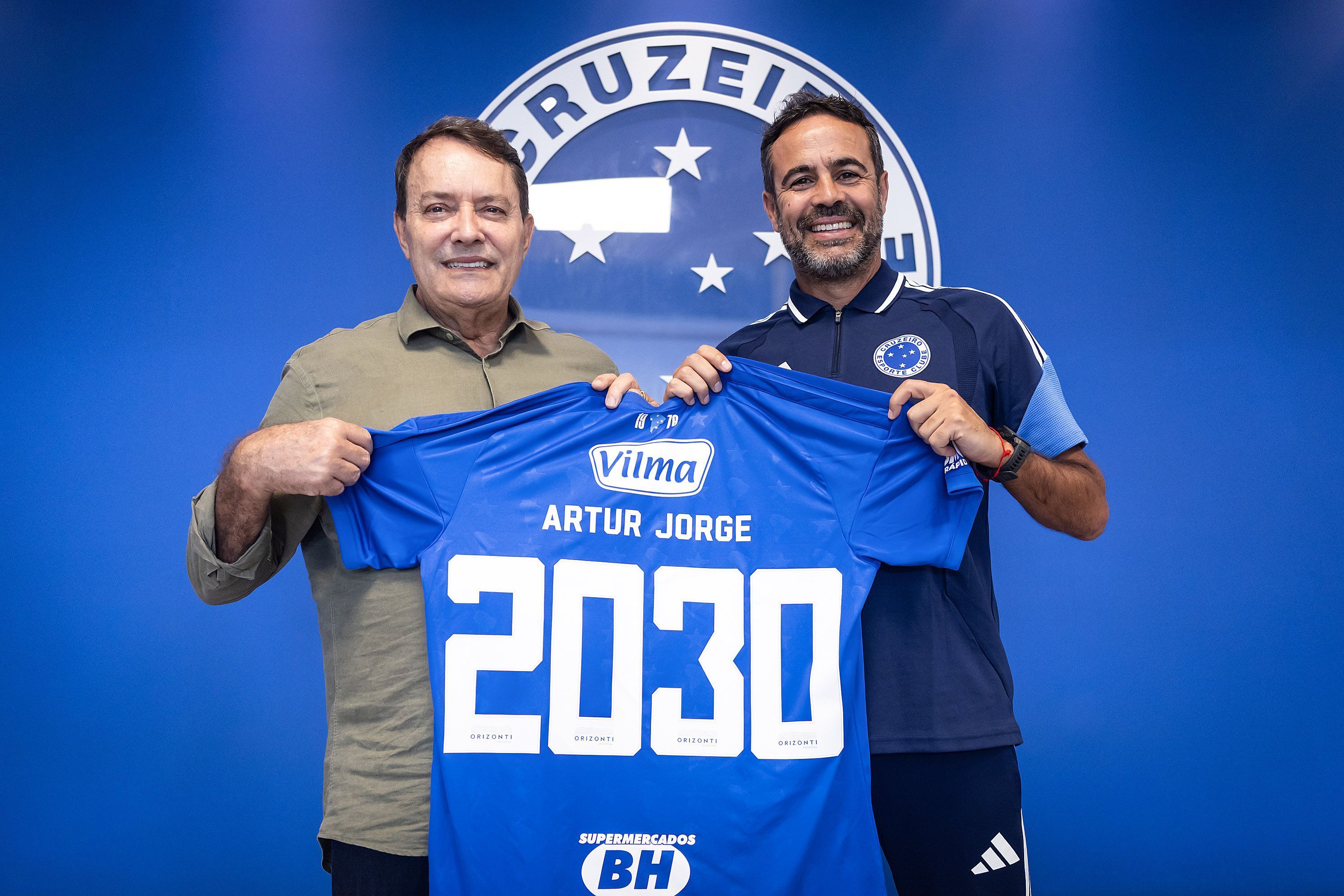 Artur Jorge revela objetivo de renovação com Cruzeiro e cita Flamengo e Palmeiras