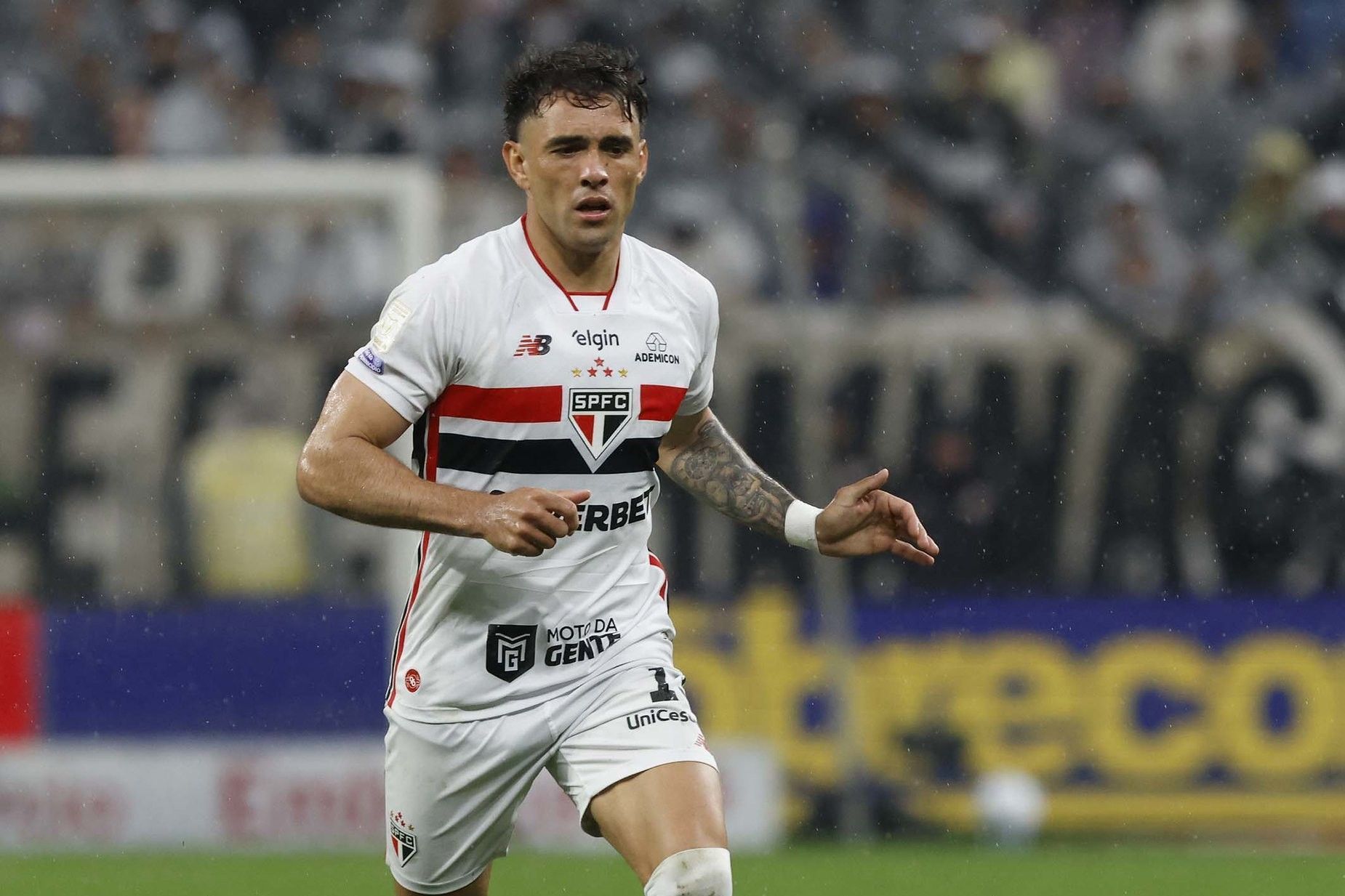São Paulo tenta soluções para afastados, que têm futuro indefinido