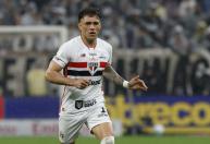 São Paulo tenta soluções para afastados, que têm futuro indefinido
