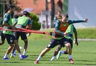 Titular do América segue como dúvida para duelo com CRB pela Série B