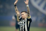 'É bom lembrar quem manda', desabafa Bernard após vitória do Atlético sobre o Cruzeiro