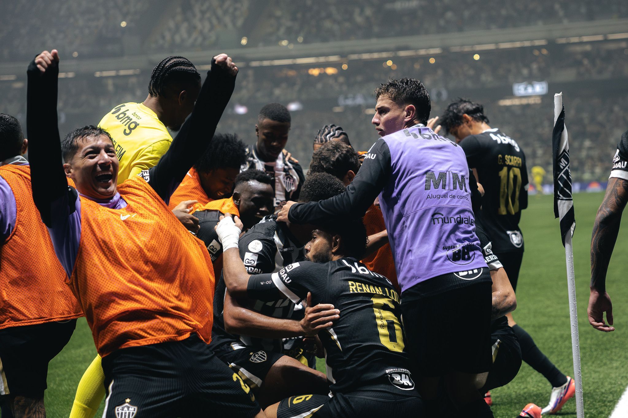 Atlético 2 x 1 Cruzeiro: Bernard dedica classificação a Everson e outros jogadores