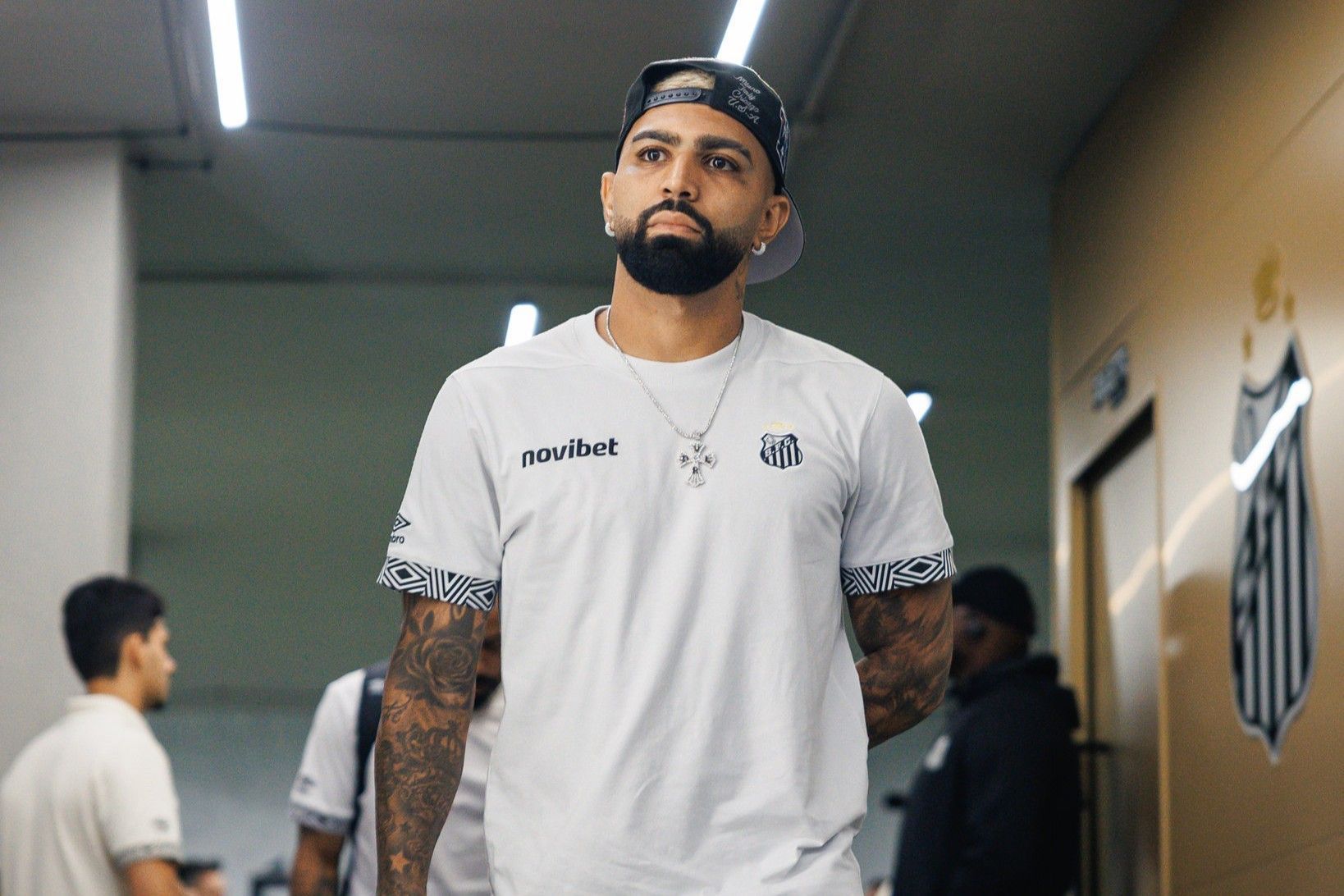 Santos: Cuca reage à fala de Gabigol sobre retorno ao Cruzeiro