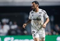 Santos recebe proposta de clube japonês por atacante; saiba detalhes