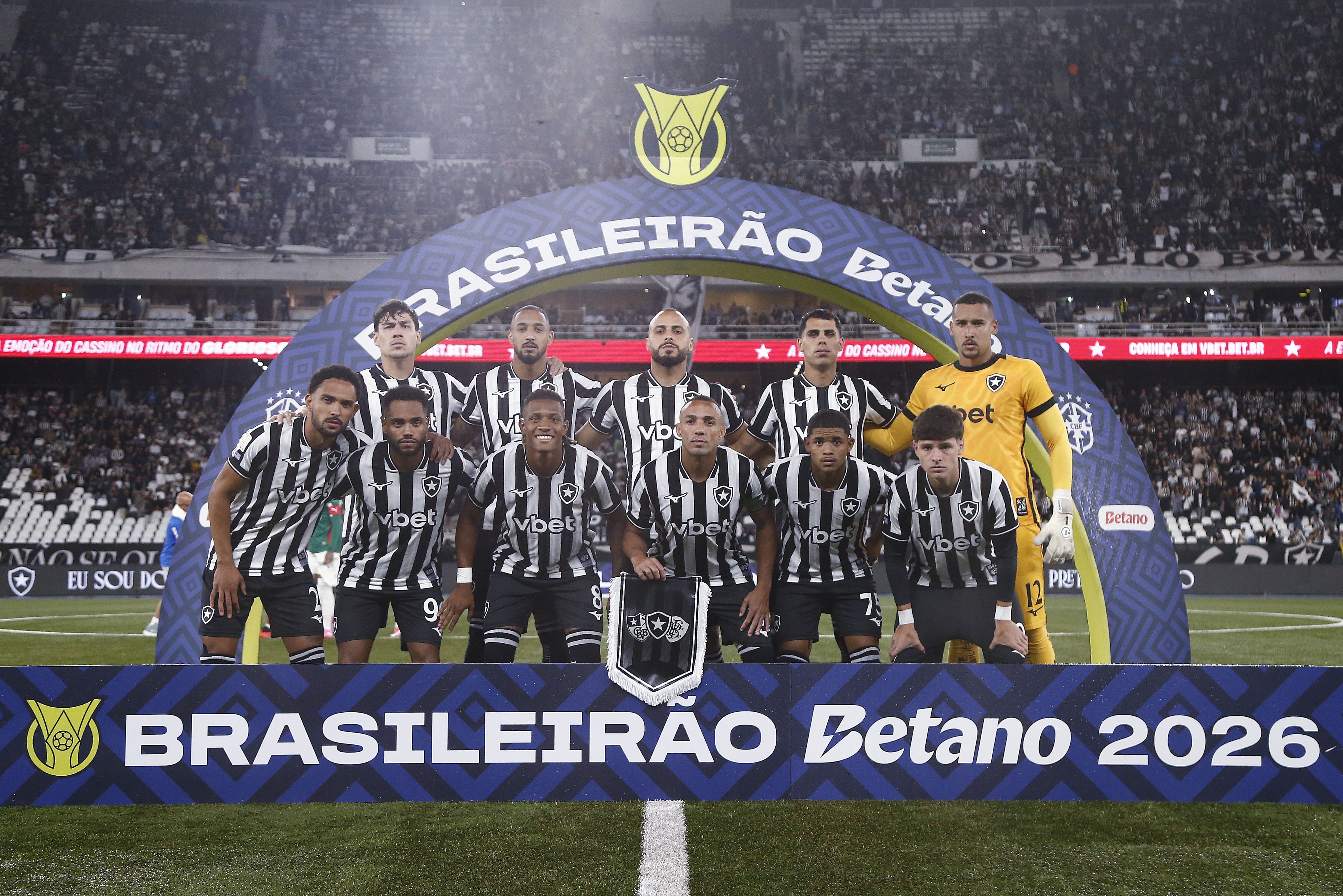Botafogo busca reformulação do ataque para reta final do ano; entenda