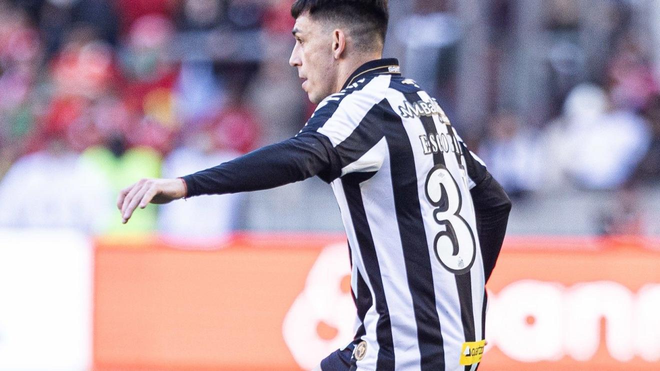 Santos não terá lateral-esquerdo titular contra o Cruzeiro; entenda