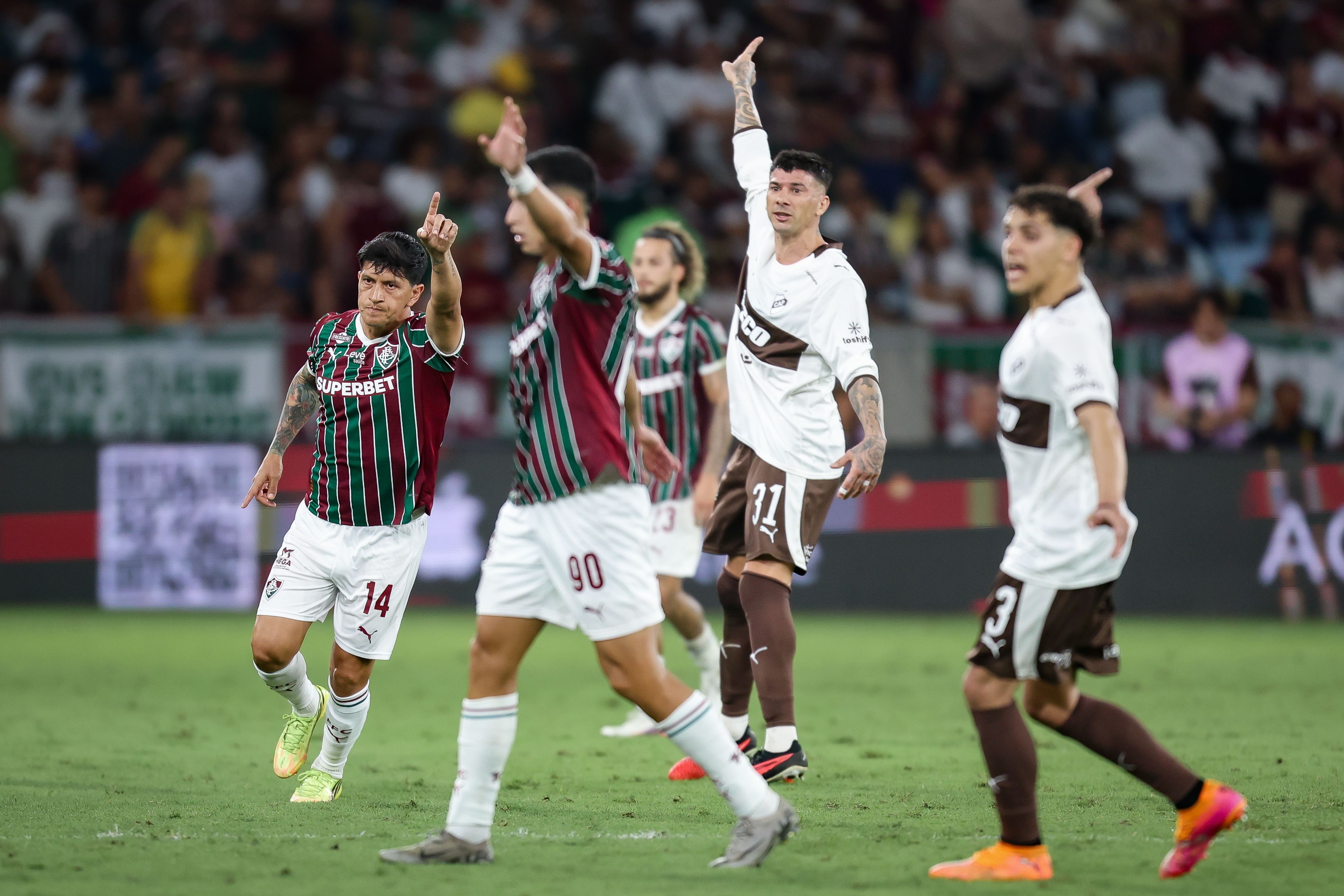 Dupla do Fluminense sofre lesão e vira desfalque contra Atlético e na Libertadores