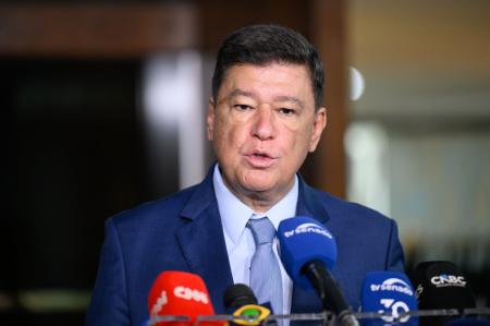 Senador Carlos Viana (PSD-MG) concede entrevista coletiva no Senado