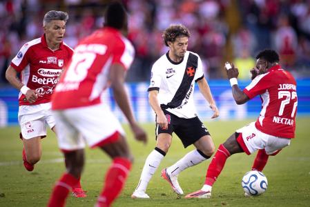 Vasco e Santa Fe decidem vaga pela Copa Sul-Americana