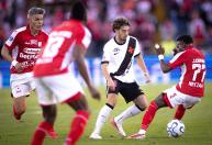 Vasco faz decisivo jogo contra o Santa Fe na Sul-Americana por vaga na semifinal