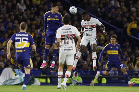 São Paulo perde para Boca Juniors e larga em desvantagem na Sul-Americana