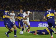 Calleri é direto sobre decisões da arbitragem e lamenta derrota do São Paulo