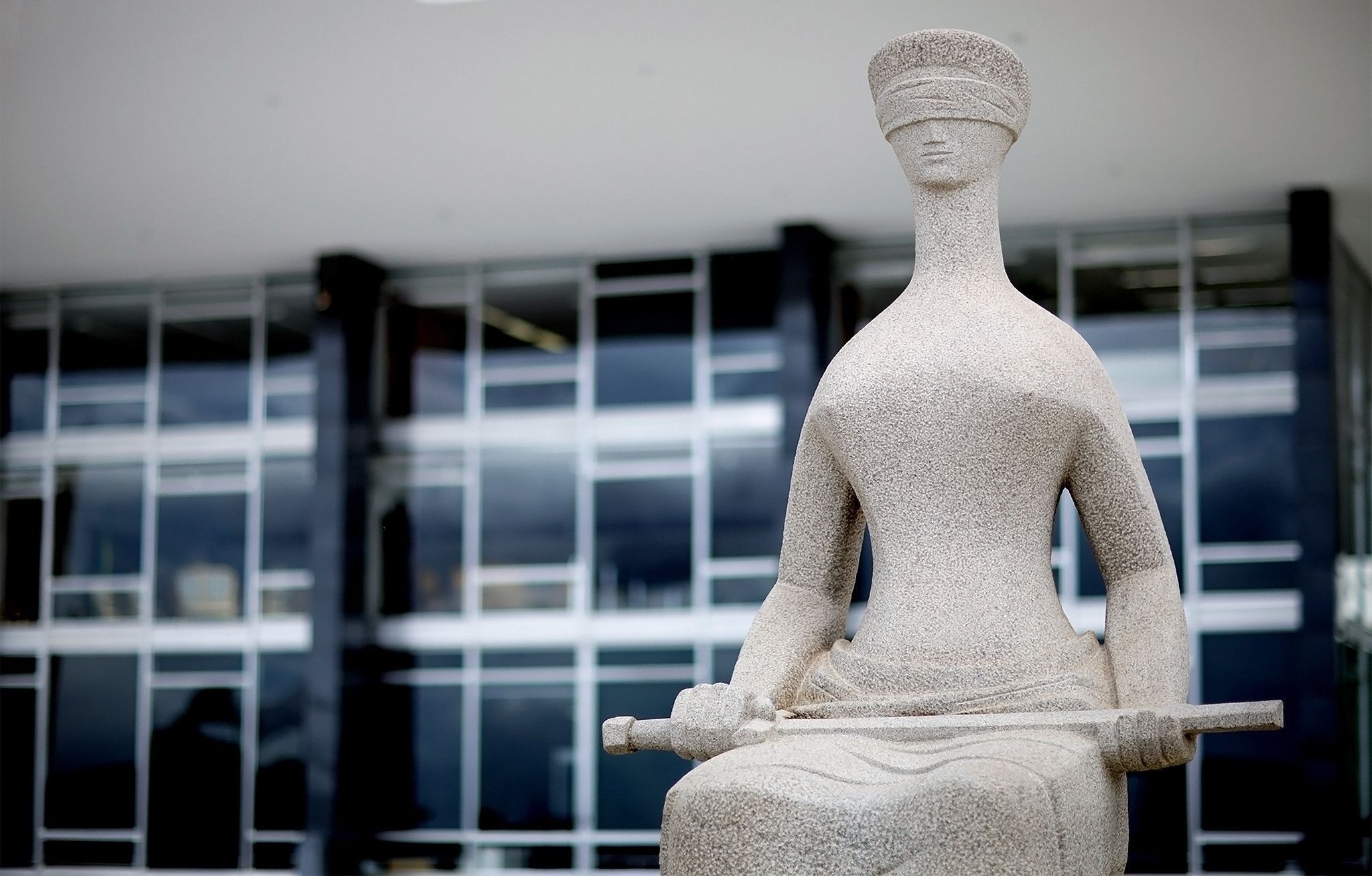 STF cancela sessão desta quinta em meio à crise entre ministros