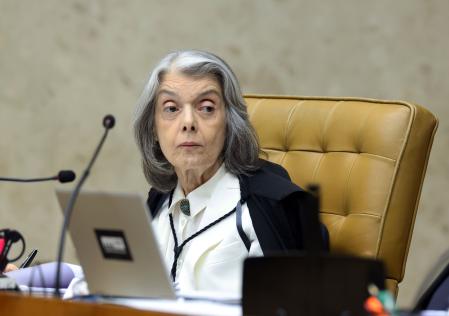 Cármen Lúcia pediu desculpas ao Brasil pelo dia vergonhoso no STF • Rosinei Coutinho/STF