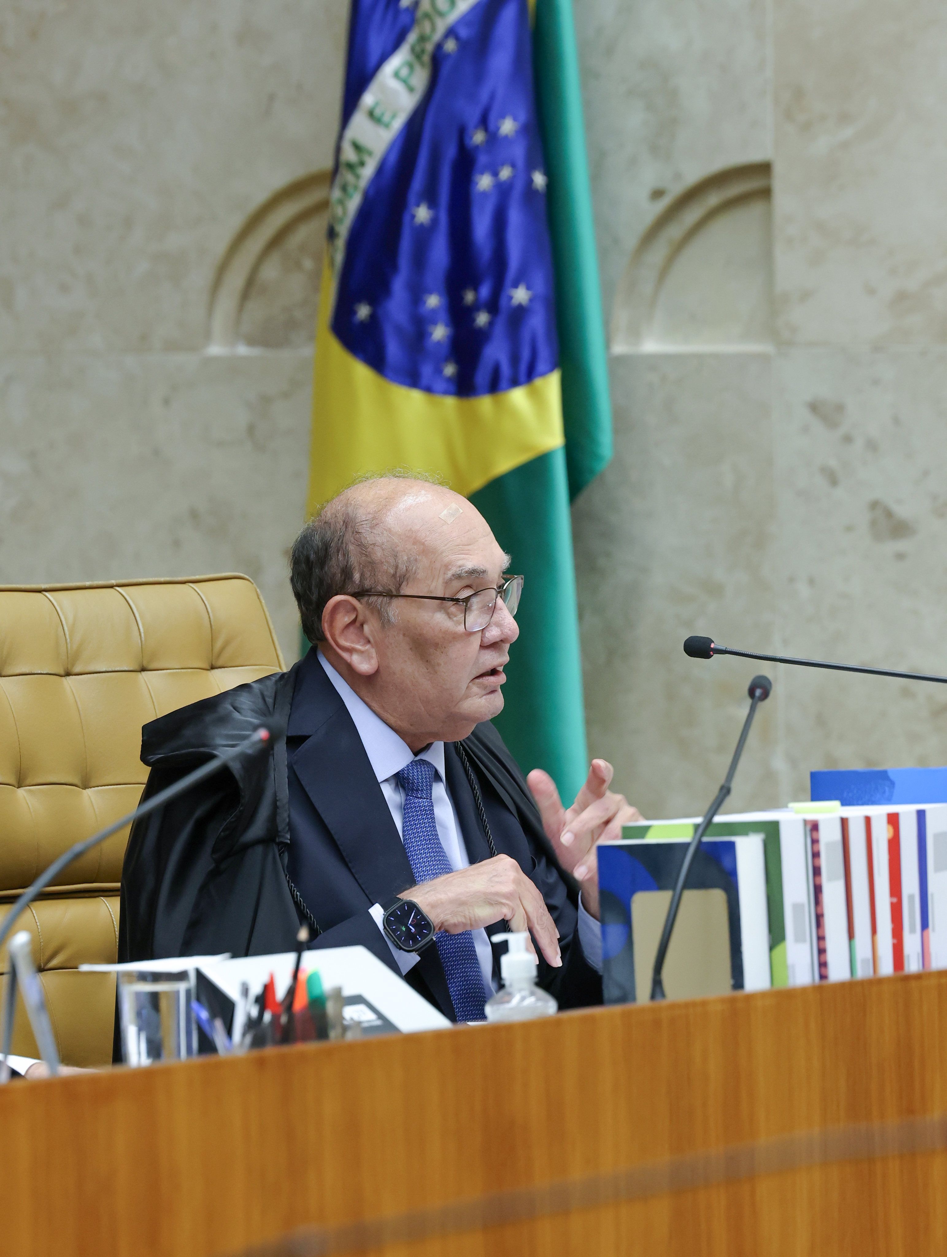 Gilmar Mendes detona André Mendonça por afastar diretor-geral da PF: 'Tem que se algemar'