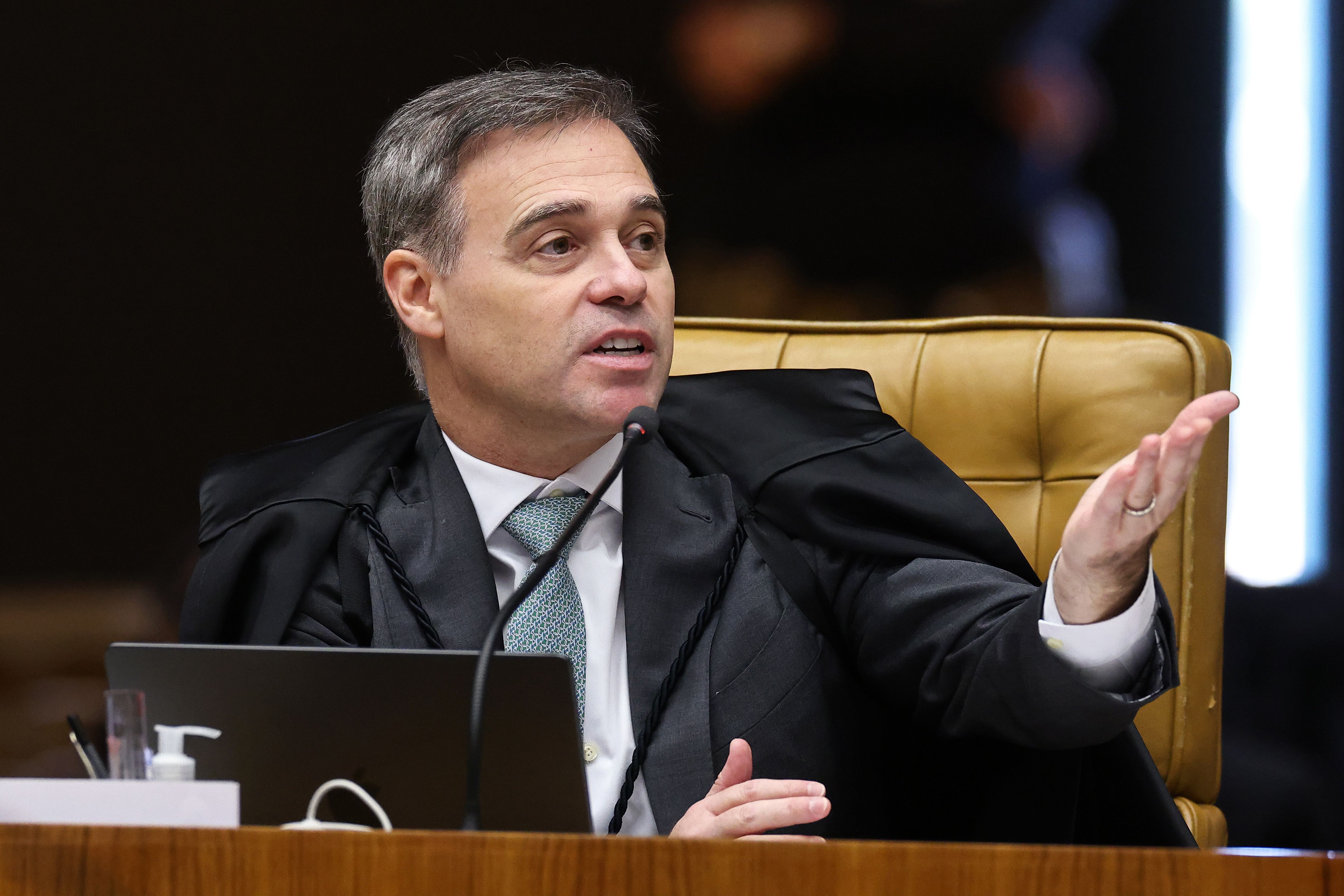 Mendonça relata ação de Renan Santos contra reajuste do Bolsa Família