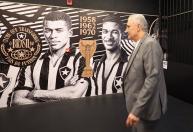 Com relação antiga, Alex Telles vibra por Tite no Botafogo: 'É o cara certo'