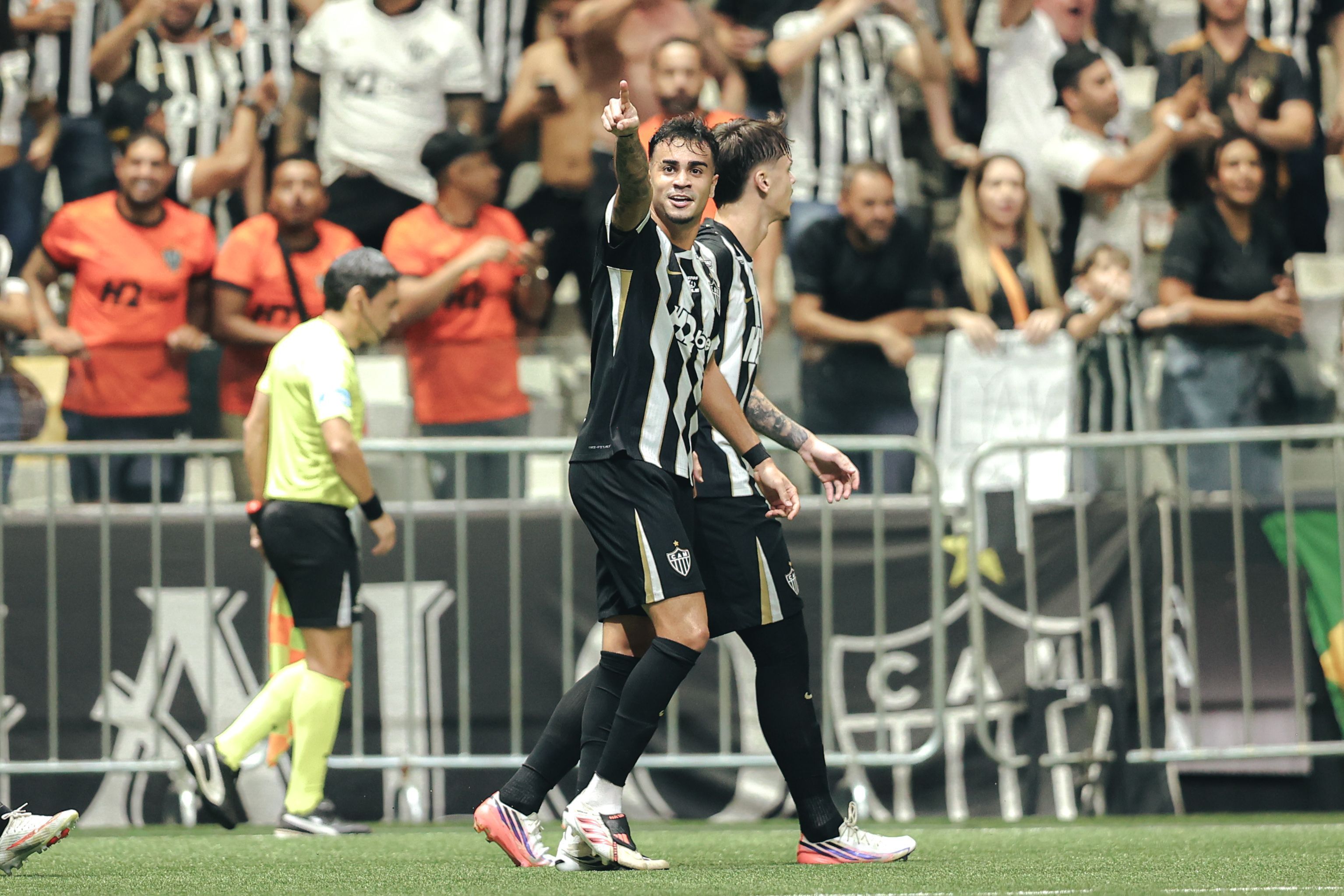 Reinier e Cuello brilham em classificação e dividem artilharia do Atlético