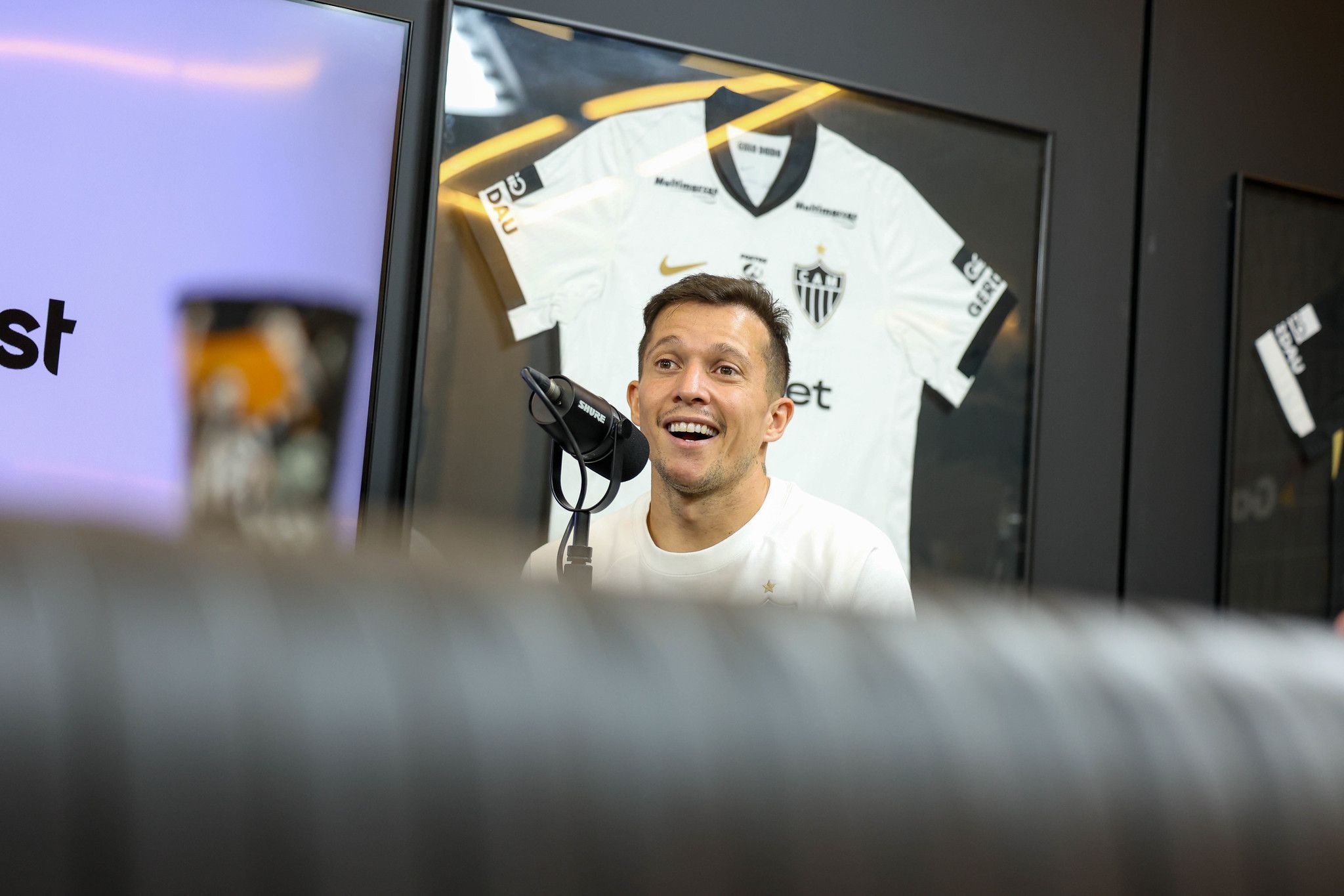Bernard faz revelação sobre final da Libertadores com o Atlético: 'Fui ao banheiro'