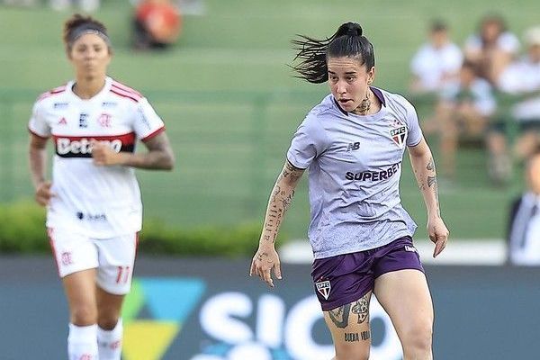 São Paulo volta a vencer Flamengo e garante vaga na final do Brasileiro Feminino
