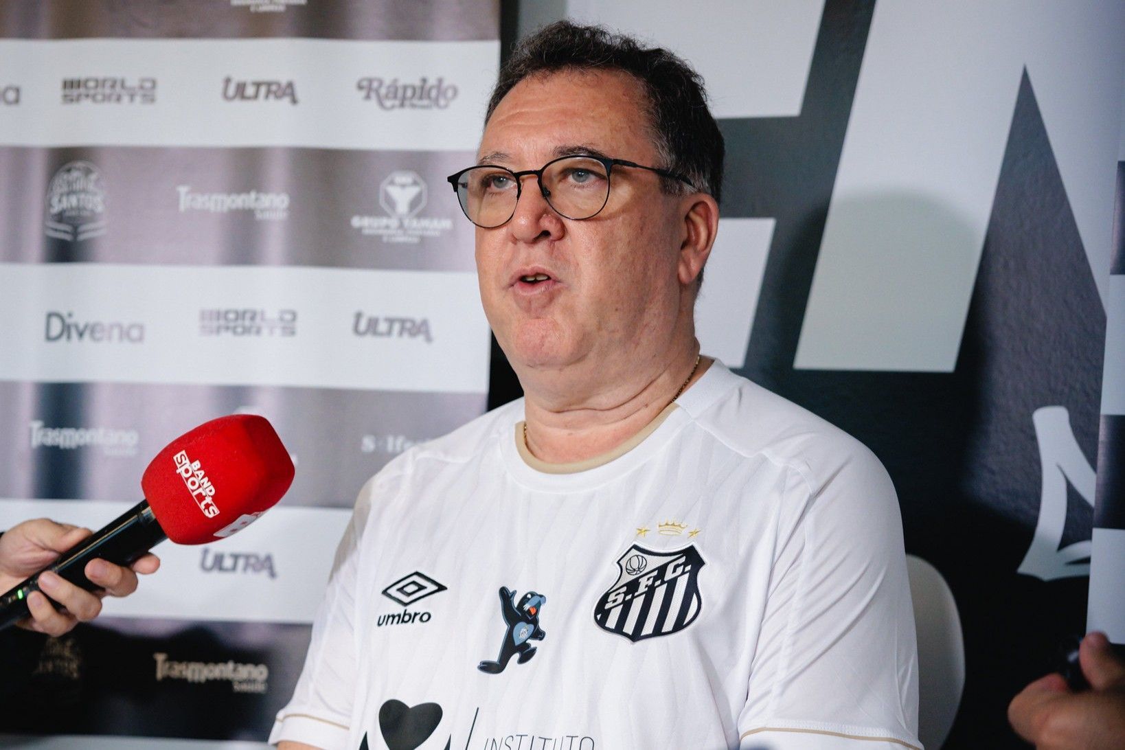 Presidente do Santos fala sobre possível permanência de Gabigol: 'Ir até o limite'