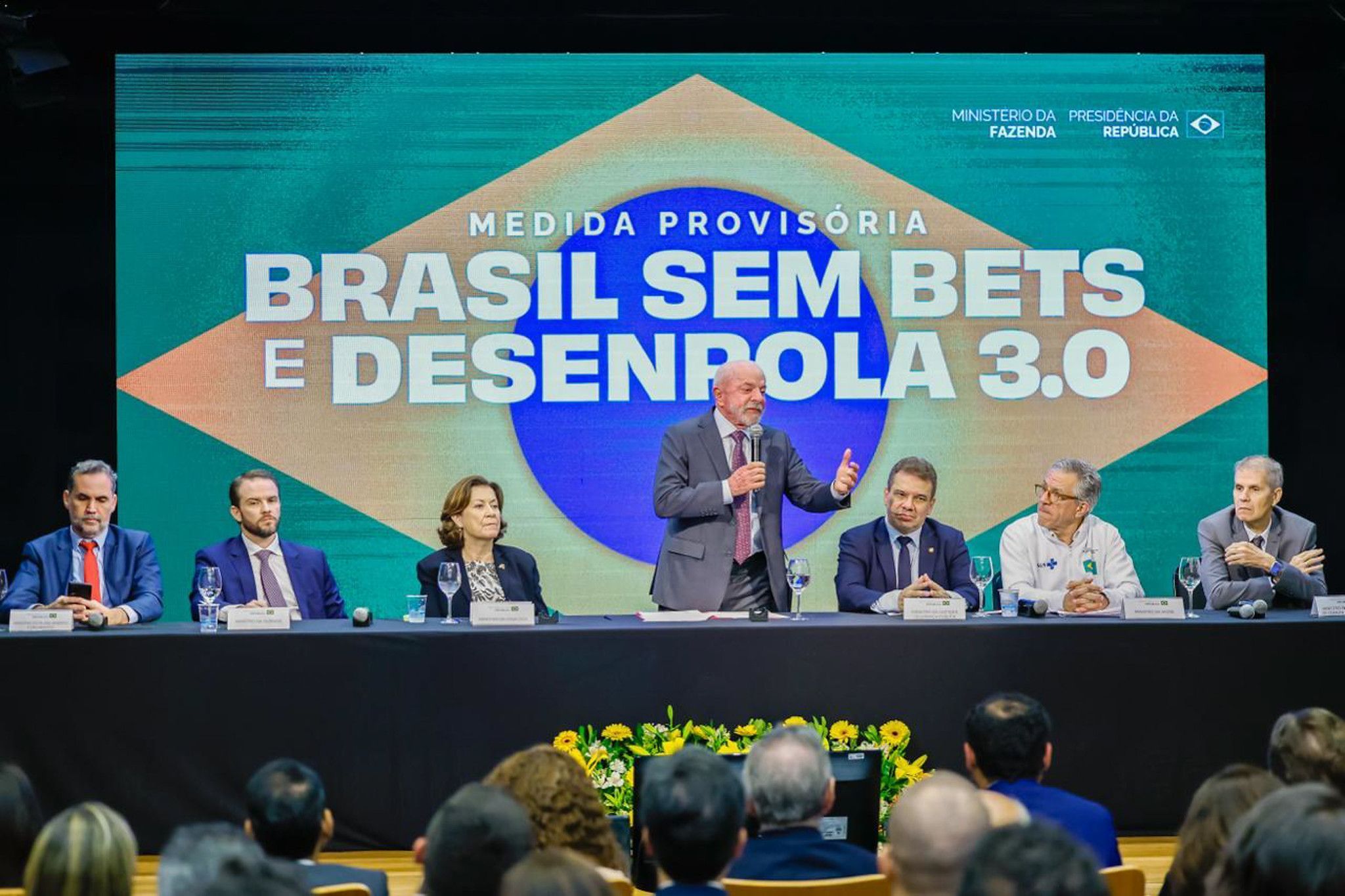 Veto às bets faz governo cancelar reunião com clubes
