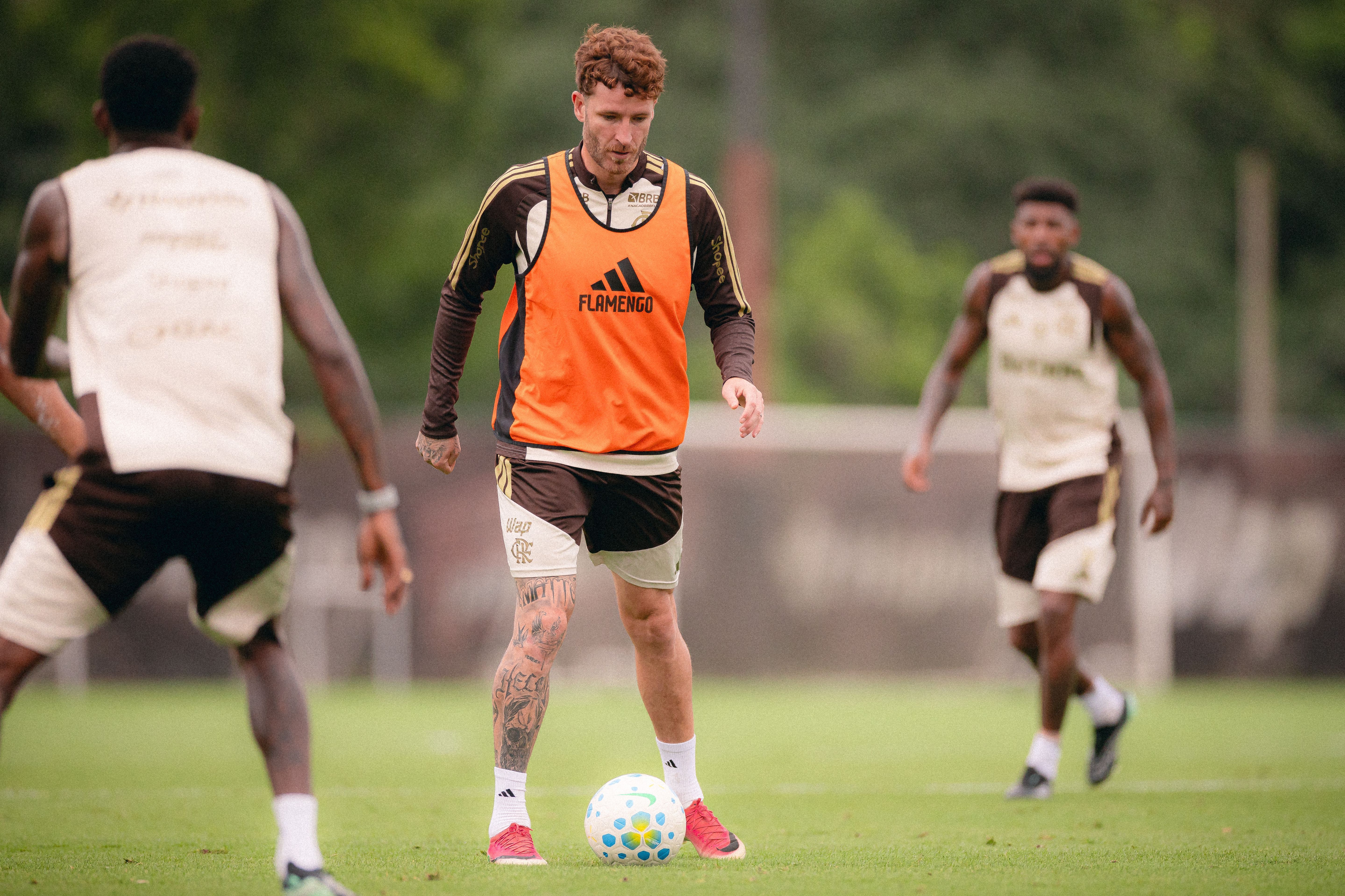 Flamengo preserva elenco após sucesso em maratona de jogos; entenda