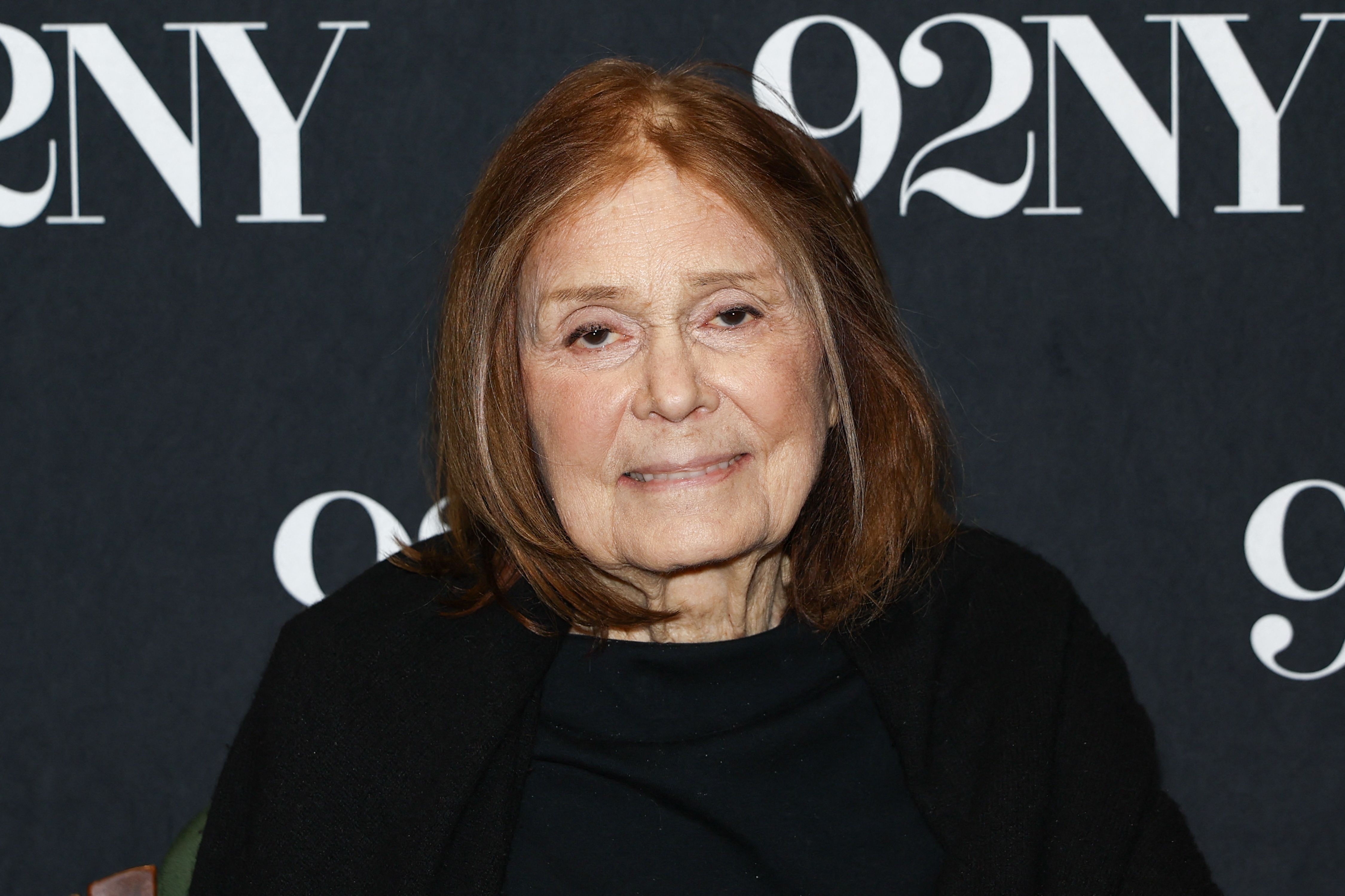 Gloria Steinem, ícone do feminismo, morre aos 92 anos em Nova York