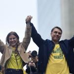 ‘Quem vota em Lula está votando em Alexandre de Moraes’, afirma Flávio Bolsonaro na Paulista