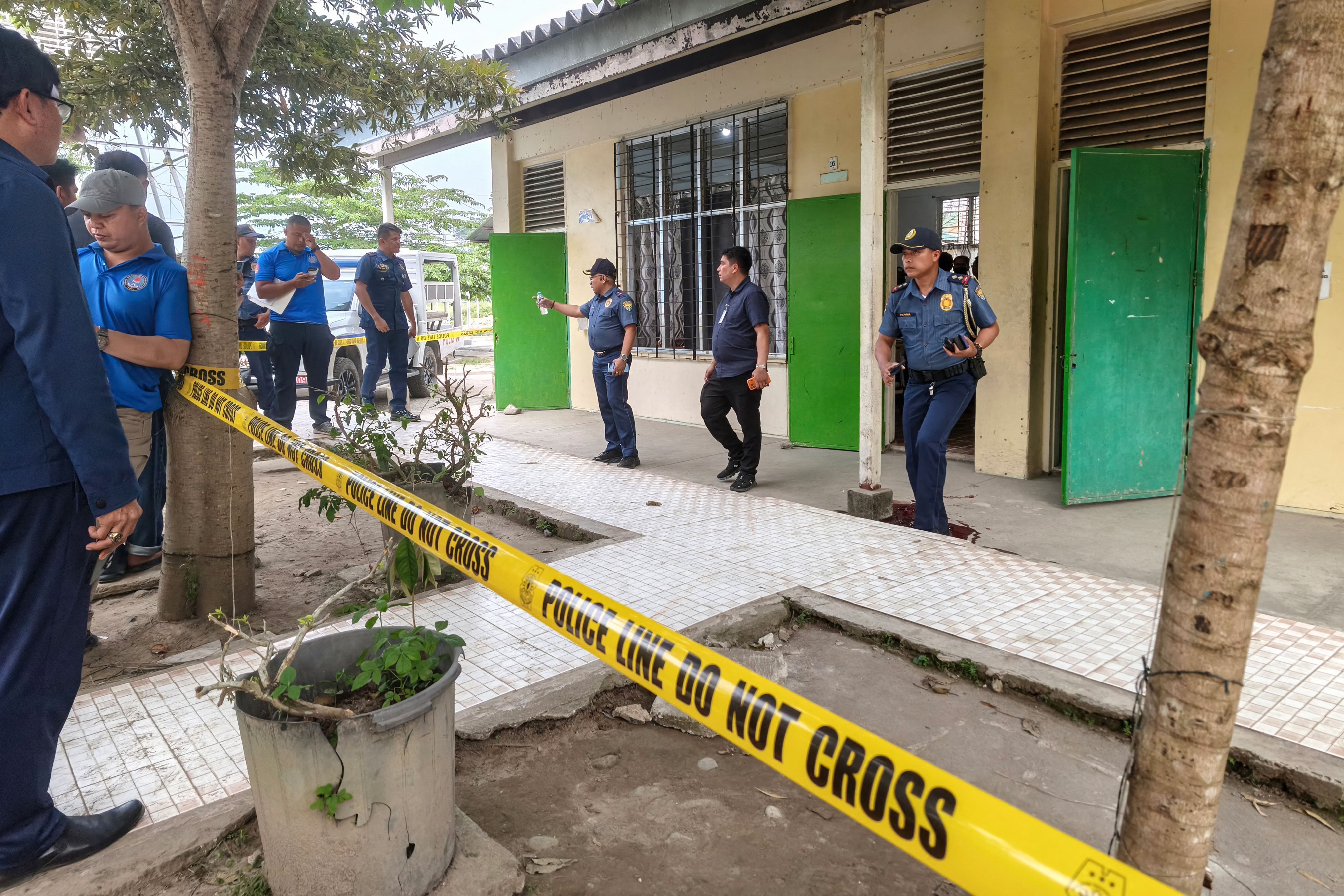 Ataque a tiros deixa três mortos e oito feridos em escola nas Filipinas