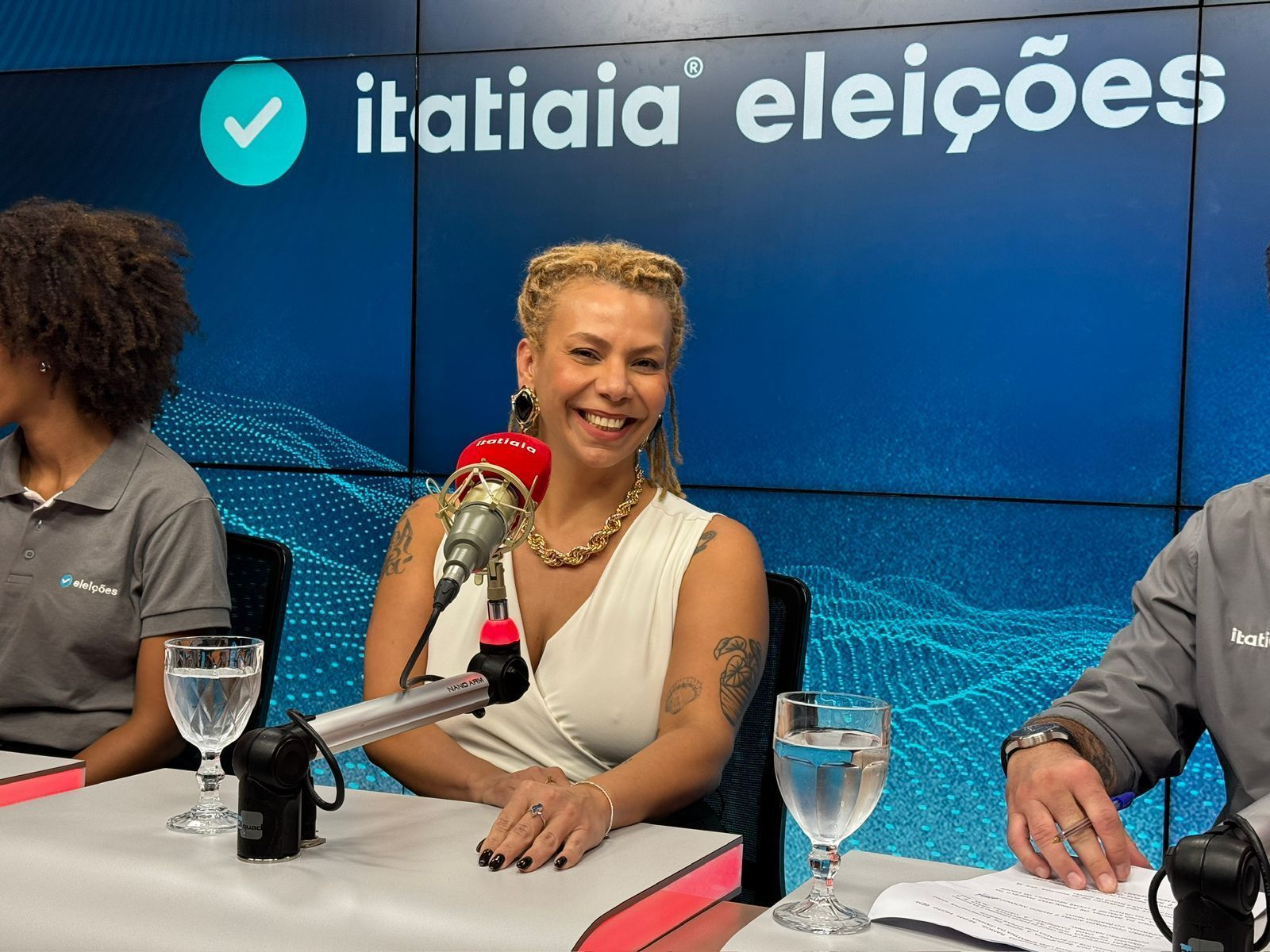 Áurea Carolina defende mulheres e combate ao feminicídio como prioridades no Senado