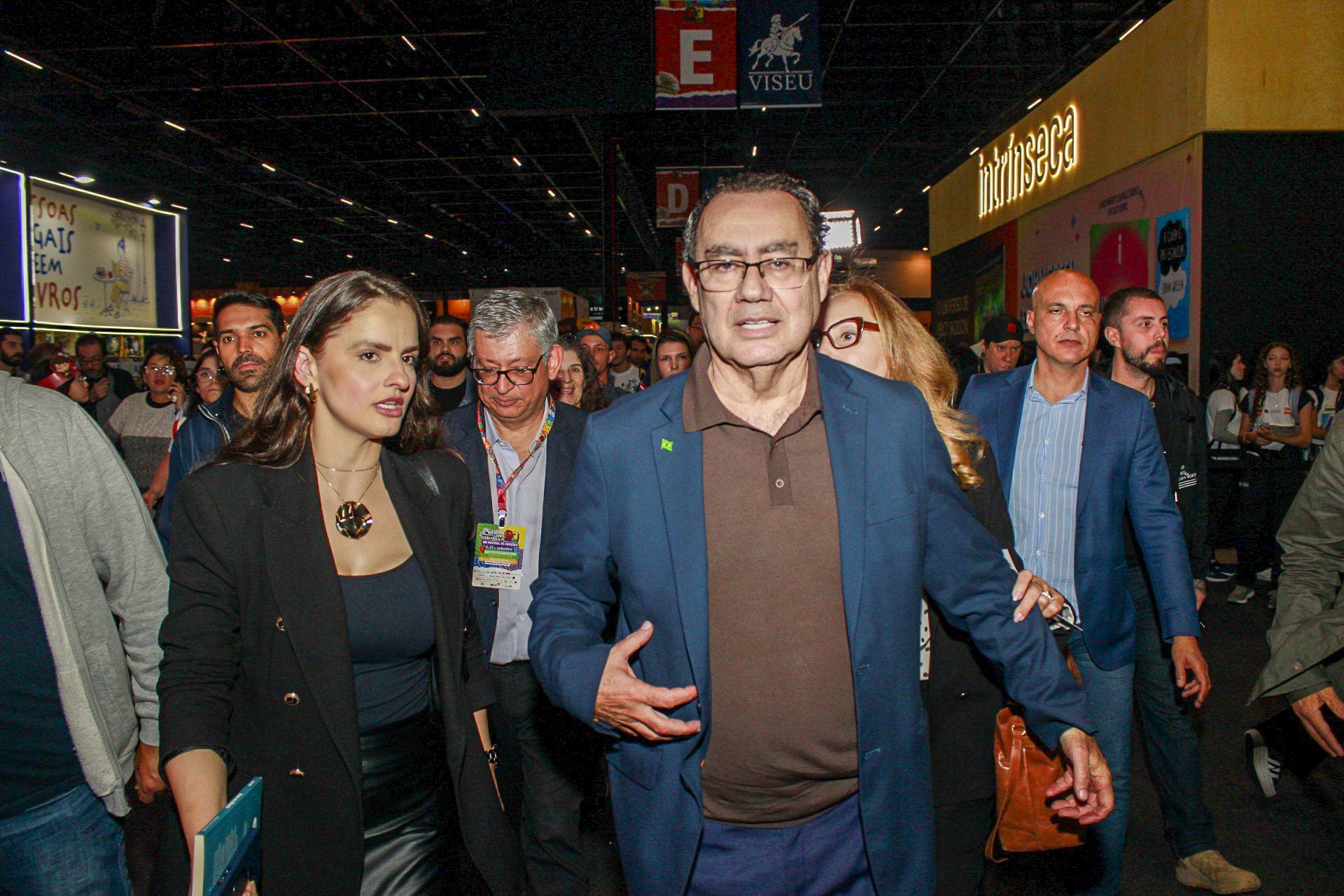 Augusto Cury dialoga com figuras no mercado financeiro nesta quinta (10)