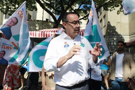 Augusto Cury (Avante), candidato à Presidência da República, durante compromisso de campanha em Belo Horizonte-MG