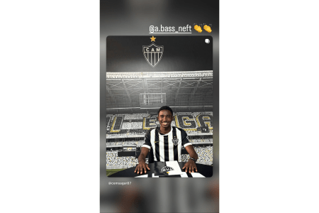 Cissé parabenizou novo colega pelo contrato com o Atlético • Reprodução Instagram/Mamady Cissé