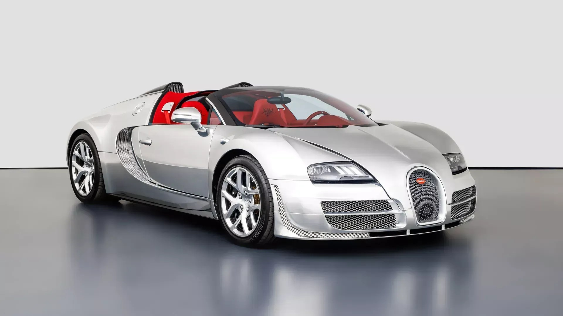 Fernando Alonso compra raro Bugatti Veyron de R$ 40 milhões