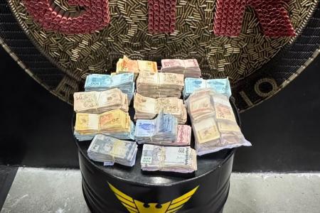 PM encontra R$ 248 mil em dinheiro escondido em carro no Anel Rodoviário de BH
