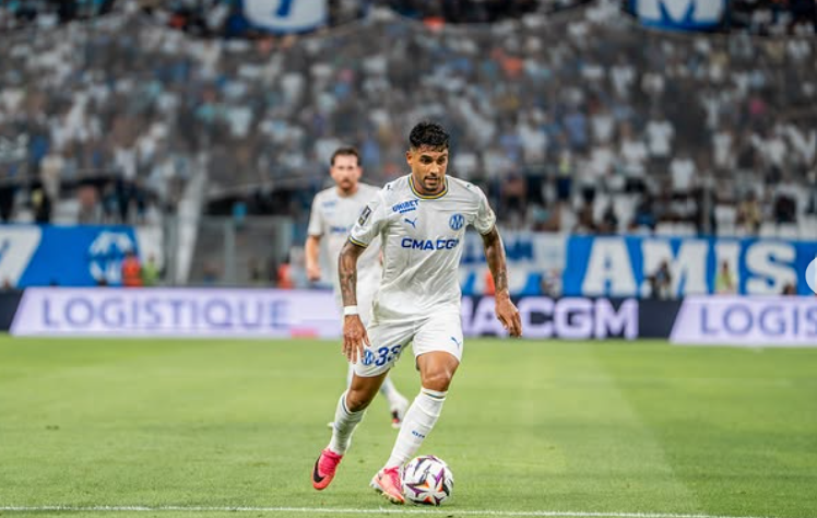 Santos: clube francês toma decisão sobre saída de Emerson Palmieri