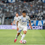 Santos: clube francês toma decisão sobre saída de Emerson Palmieri