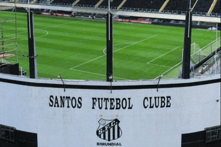 Vila Belmiro vai receber Santos x Atlético