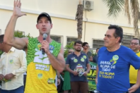 Ignorando passado de críticas, Superman e Domingos Sávio fazem dobradinha em campanha ao Senado