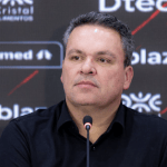 ‘Se não respeitar, corto o pescoço’, diz presidente do Atlético-GO após desabafo de goleiro