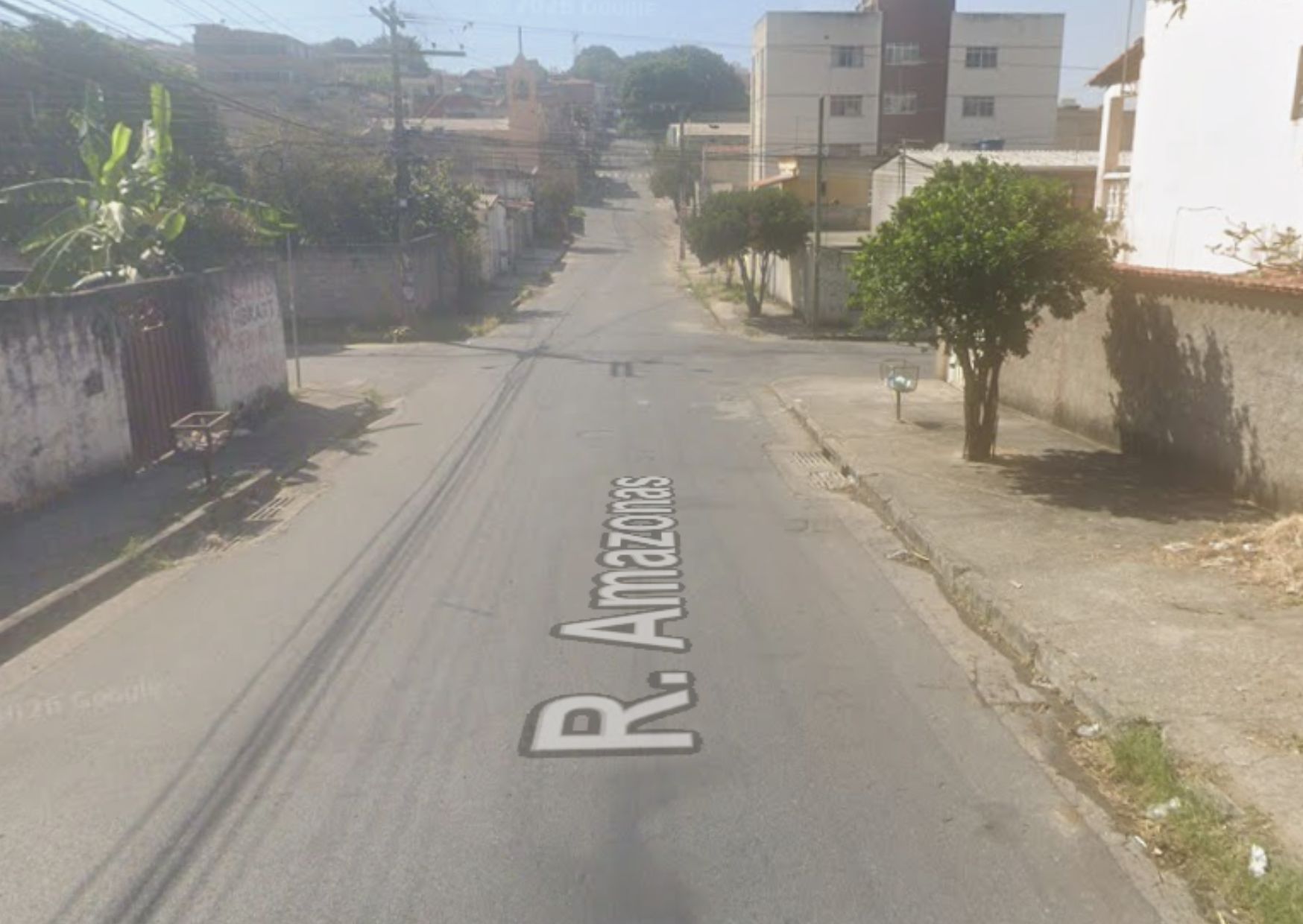 Homem é morto a tiros em praça pública no bairro Vila Universal, em Betim
