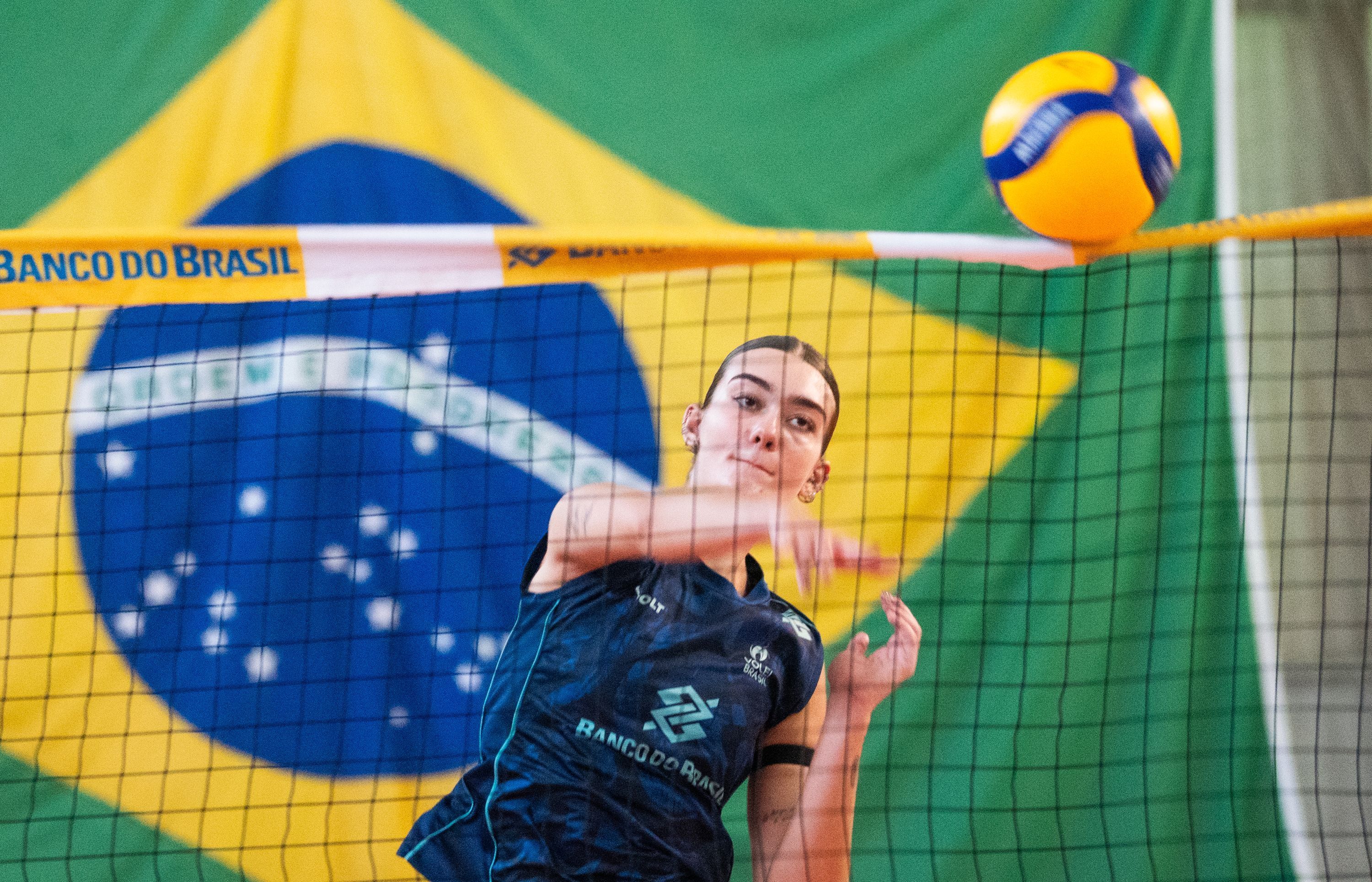 Brasil enfrenta Chile no vôlei de olho em vaga na Olimpíada de Los Angeles 2028